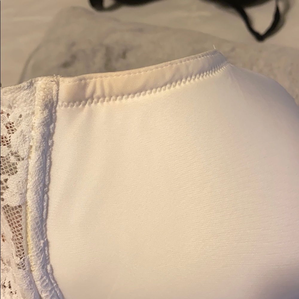 Does not fit me. Too big. Brand new! - Picture 8 of 8